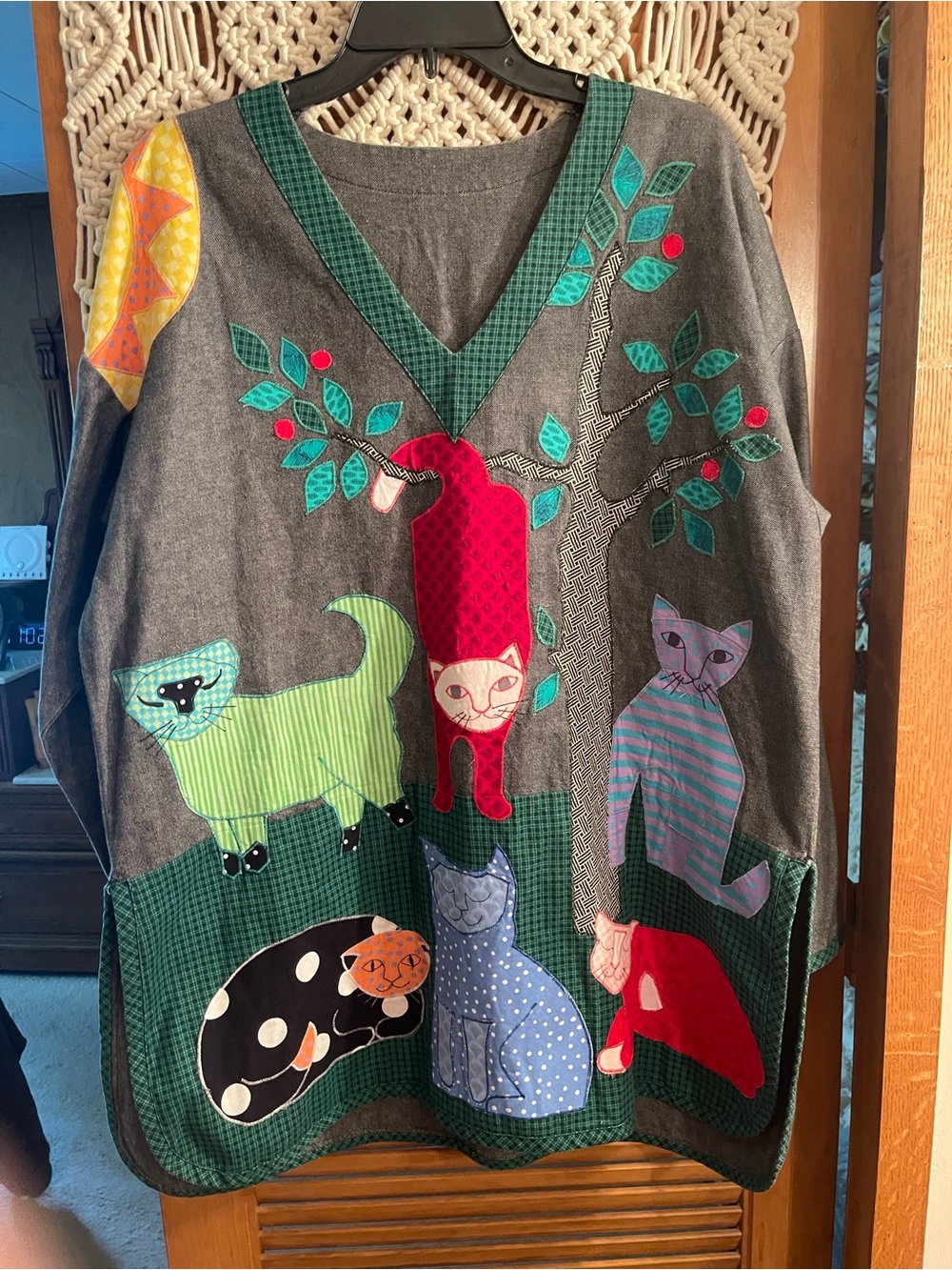 Color Me Cats Artisan Top